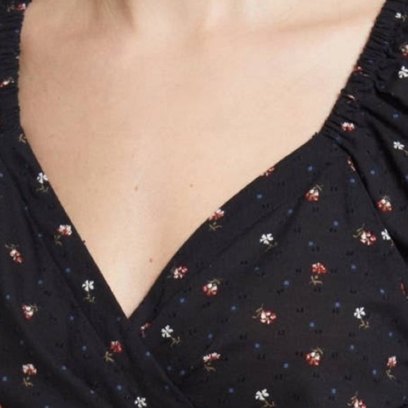 Madewell Floral Wrap Top With Flutter Sleeves. - Picture 5 of 14